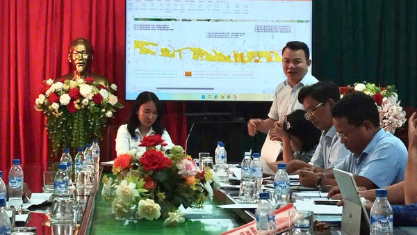 CHỦ TỊCH UBND PHƯỜNG VẬN ĐỘNG CÁC HỘ DÂN CÓ ĐẤT BỊ THU HỒI NHƯNG CHƯA THỐNG NHẤT NHẬN TIỀN BỒI THƯỜNG, HỖ TRỢ VÀ BÀN GIAO MẶT BẰNG ĐỂ THỰC HIỆN DỰ ÁN ĐƯỜNG HOÀNG SA – DỐC SỎI